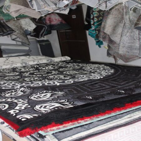 Alibert Furniture center rug